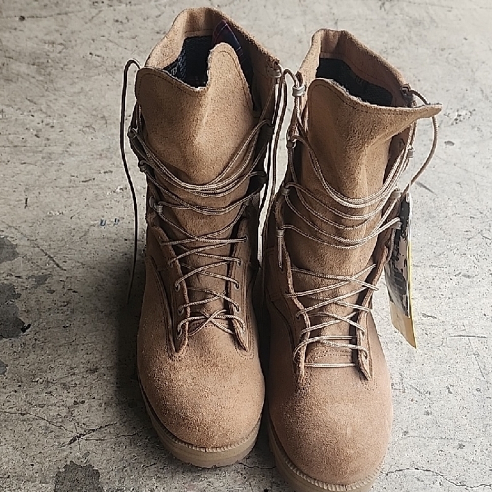 Tactical Tan Combat Boots - Picture 4 of 11